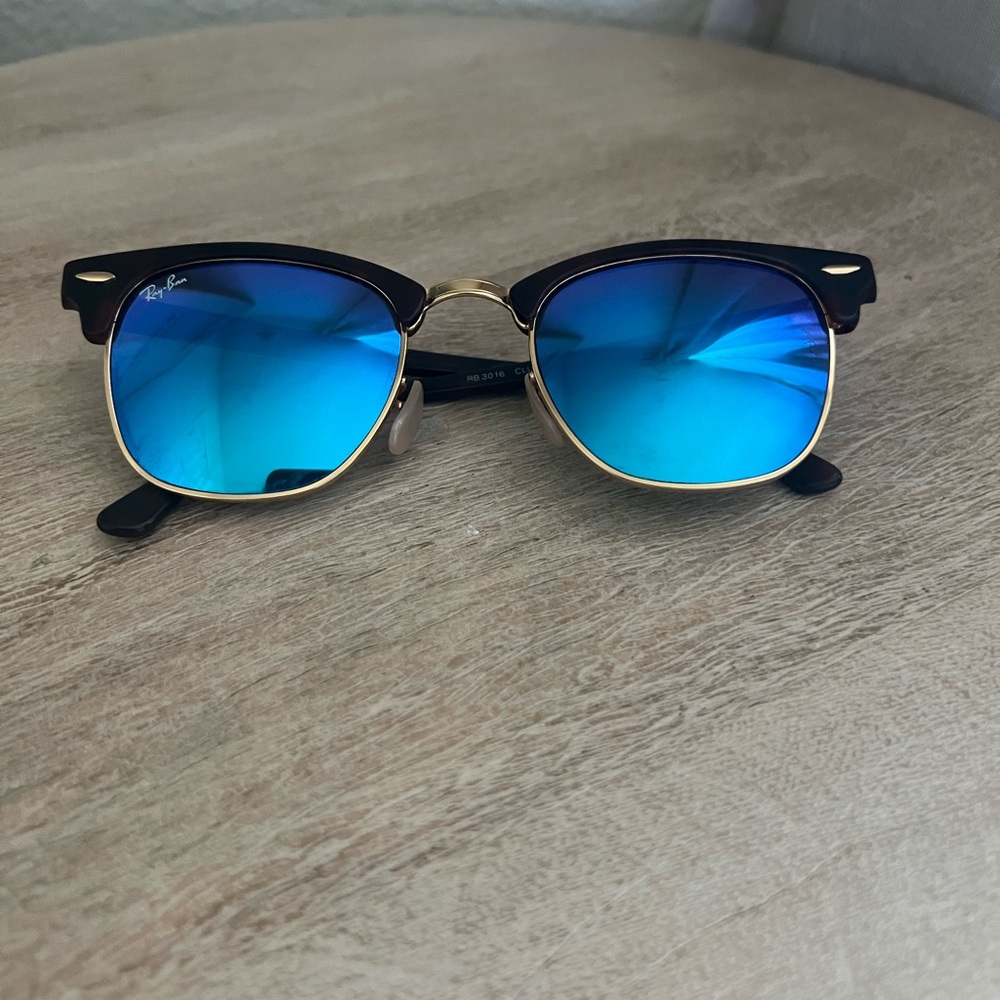 Ray-Ban Clubmaster Flash Lenses Sunglasses